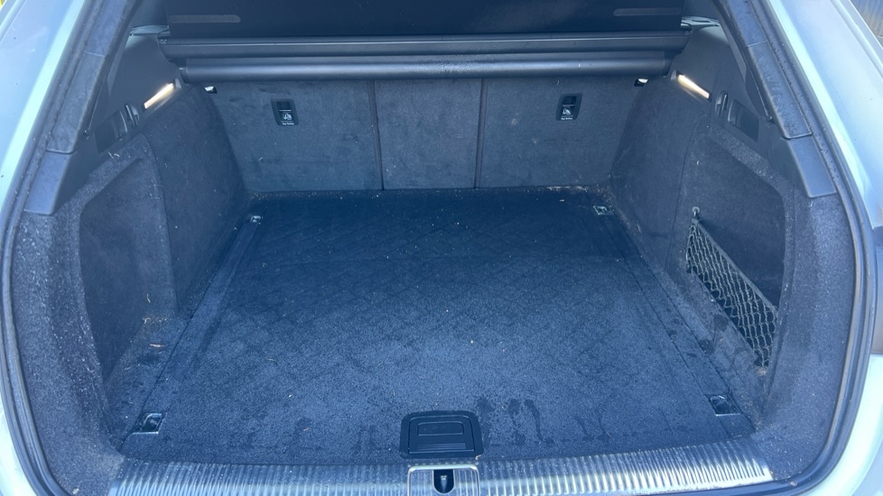 Used Audi A4 2020 for sale - 76888857: Photo 15