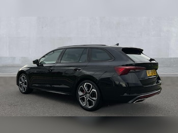 Used Skoda Octavia 2023 for sale - 77063288: Photo