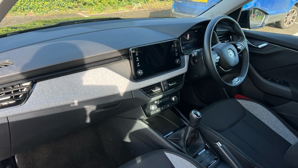 Used Skoda Kamiq 2024 for sale - 76523664: Photo 2