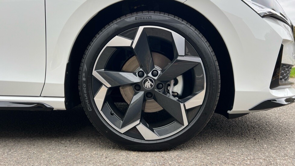 Used Skoda Superb 2025 for sale - 76168784: Photo 20