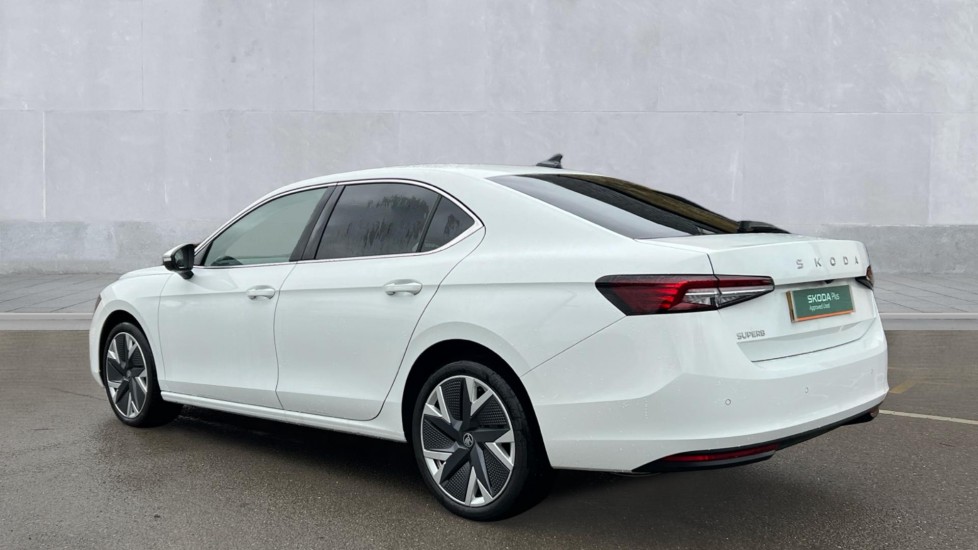 Used Skoda Superb 2025 for sale - 76804098: Photo 3