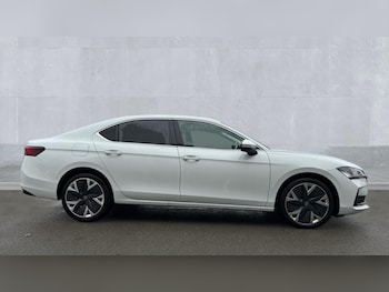 Used Skoda Superb 2025 for sale - 76804098: Photo