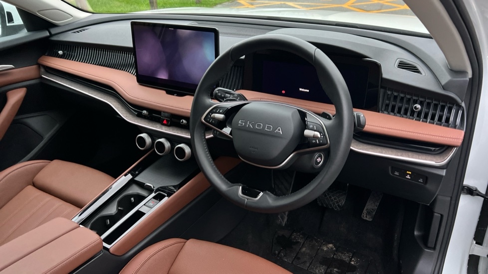 Used Skoda Superb 2025 for sale - 76804098: Photo 6