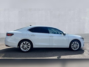 Used Skoda Superb 2025 for sale - 76479706: Photo