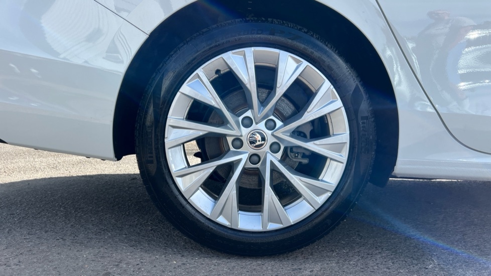 Used Skoda Superb 2025 for sale - 76479706: Photo 5