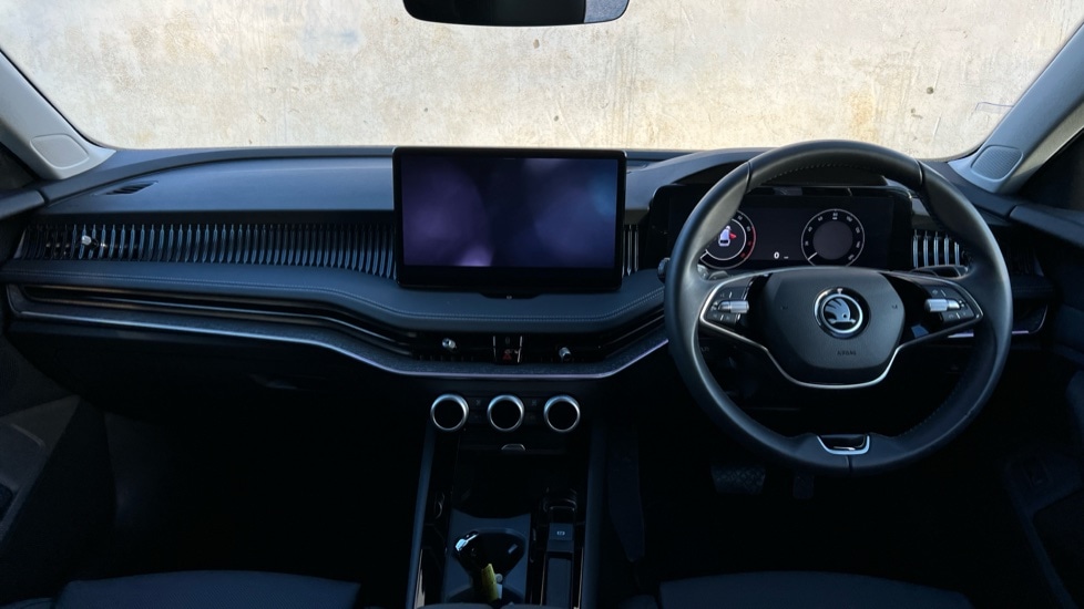 Used Skoda Superb 2024 for sale - 77050904: Photo 12