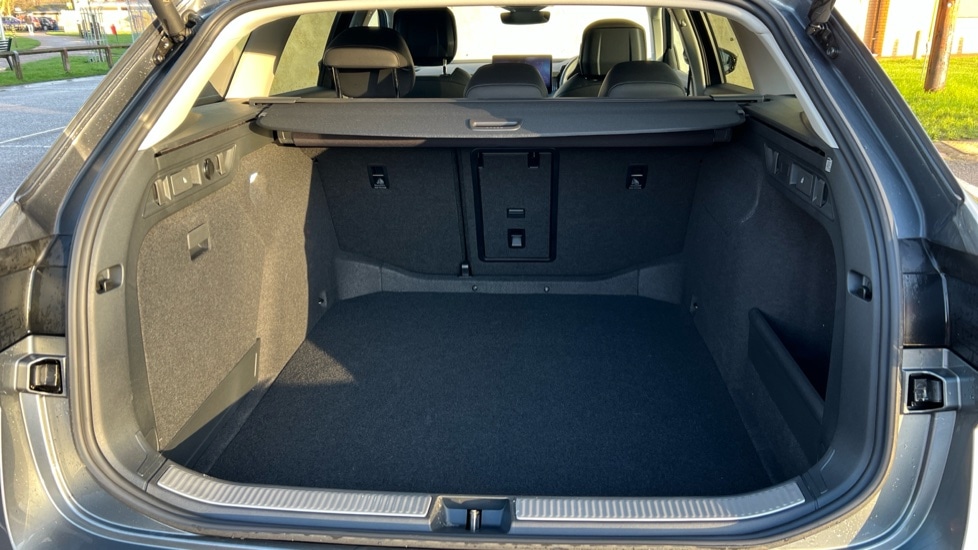 Used Skoda Superb 2024 for sale - 77050904: Photo 16