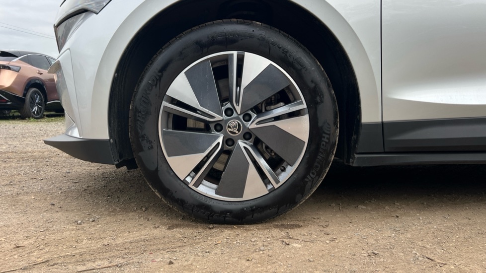 Used Skoda Enyaq 2024 for sale - 76261510: Photo 5