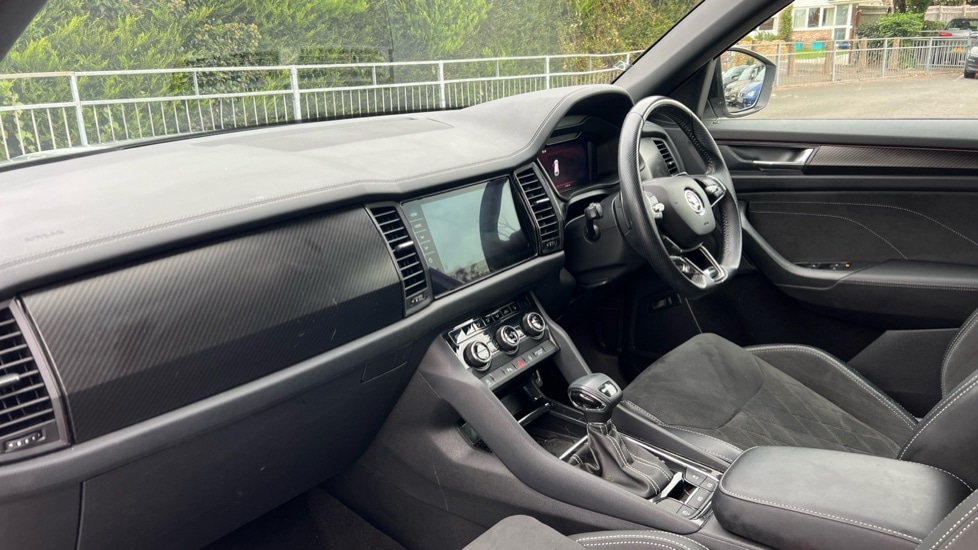 Used Skoda Kodiaq 2023 for sale - 76116856: Photo 2