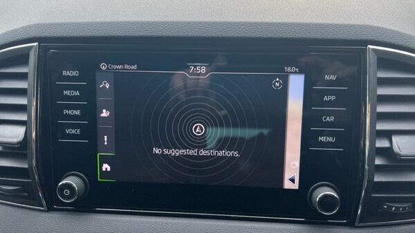 Used Skoda Karoq 2024 for sale - 75652943: Photo 21
