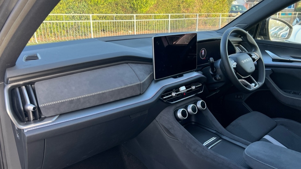 Used Skoda Kodiaq 2025 for sale - 76856364: Photo 2