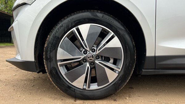 Used Skoda Enyaq 2025 for sale - 76015178: Photo 5