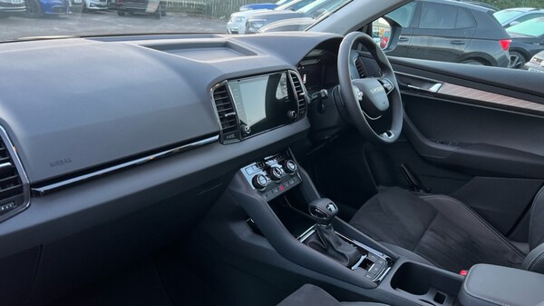 Used Skoda Karoq 2025 for sale - 75439135: Photo 2
