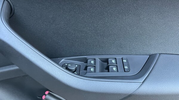 Used Skoda Karoq 2025 for sale - 75439135: Photo 30
