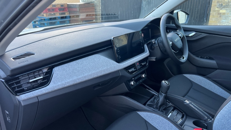 Used Skoda Kamiq 2025 for sale - 76804097: Photo 2