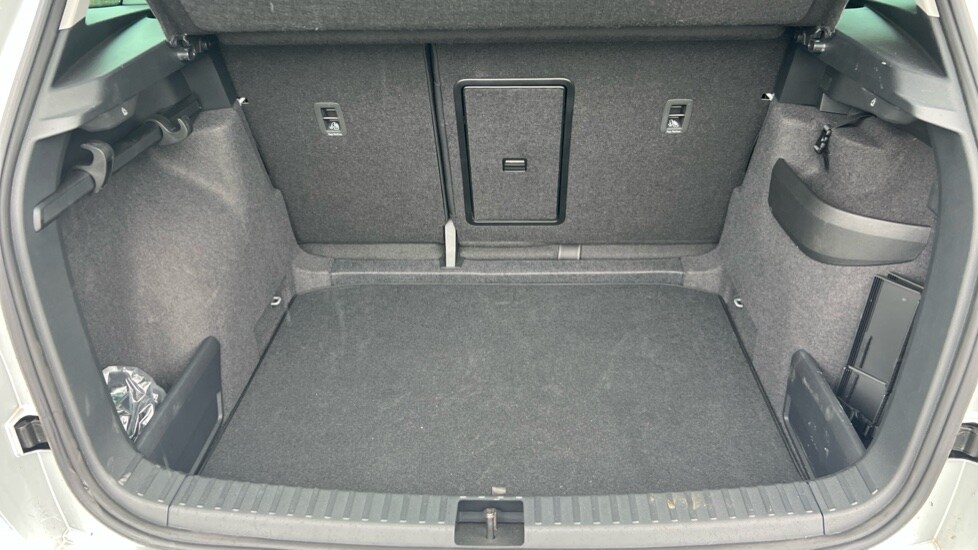 Used Skoda Karoq 2024 for sale - 76033925: Photo 16