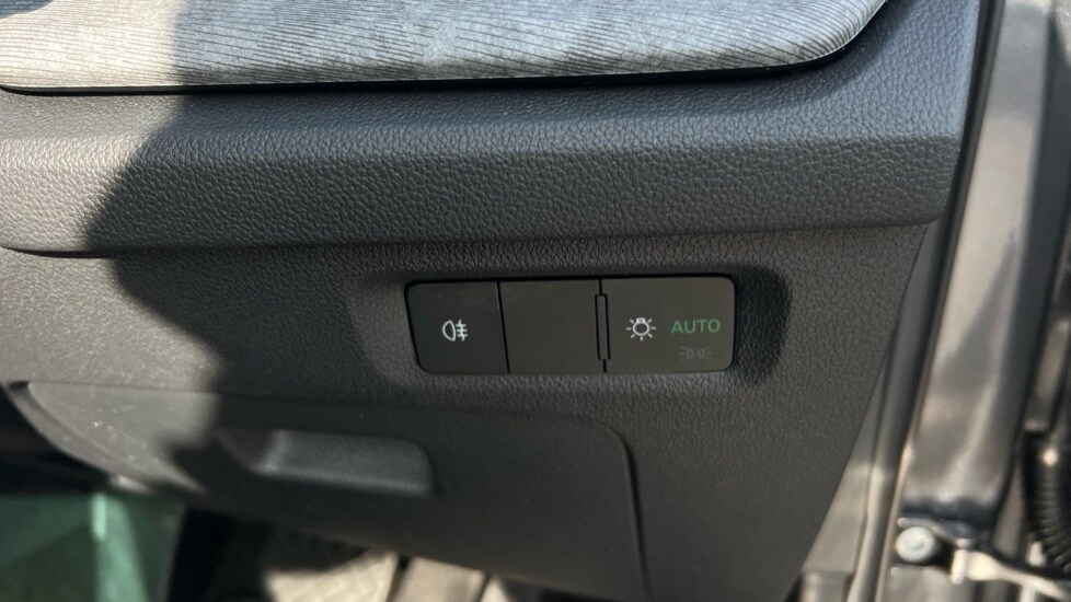 Vehicle 33