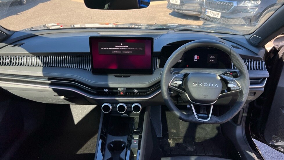 Used Skoda Superb 2025 for sale - 76168839: Photo 12