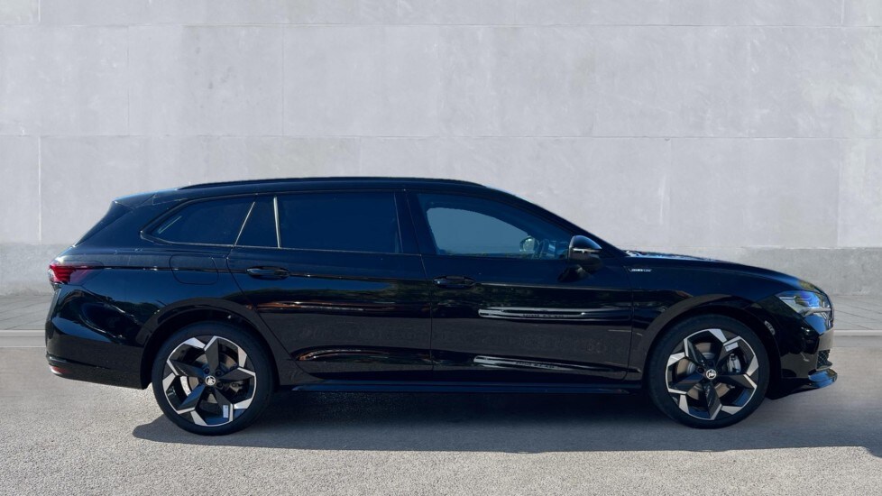 Used Skoda Superb 2025 for sale - 76168839: Photo 4