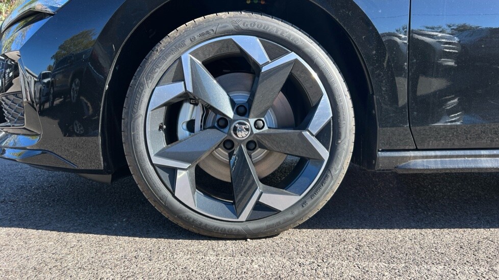 Used Skoda Superb 2025 for sale - 76168839: Photo 5