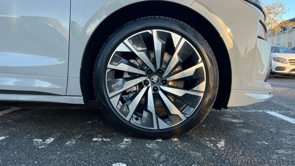 Used Skoda Enyaq 2025 for sale - 76804086: Photo 20