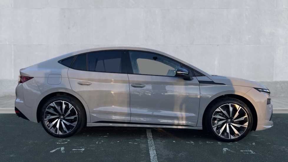 Used Skoda Enyaq 2025 for sale - 76804086: Photo 4