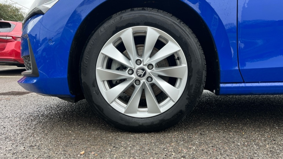 Used Skoda Superb 2025 for sale - 76942913: Photo 5