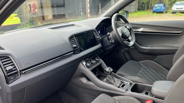 Used Skoda Karoq 2025 for sale - 76062116: Photo 2