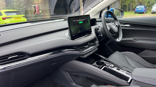 Used Skoda Enyaq 2025 for sale - 76140116: Photo 2