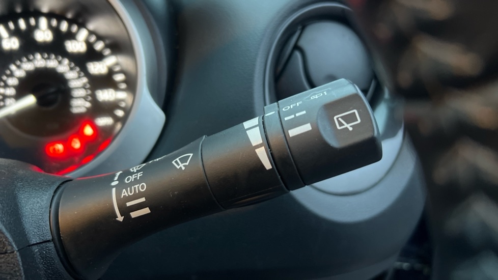 Used Nissan Juke 2019 for sale - 76966670: Photo 23