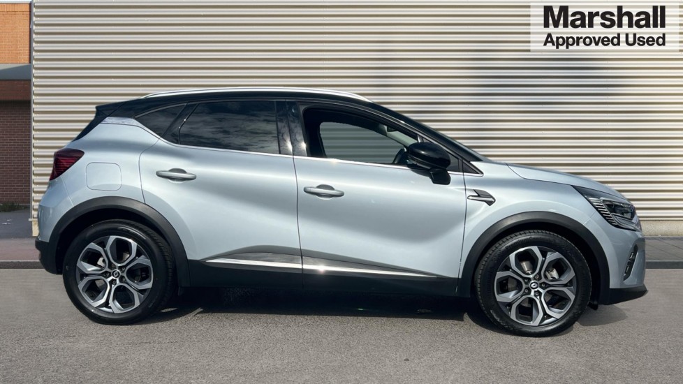 Used Renault Captur 2022 for sale - 76458808: Photo 2