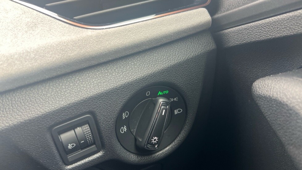 Used Skoda Kamiq 2025 for sale - 76635769: Photo 34