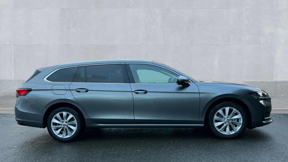 Used Skoda Superb 2024 for sale - 76442066: Photo 4