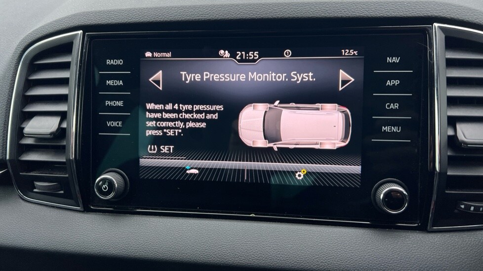 Used Skoda Karoq 2024 for sale - 76937544: Photo 23