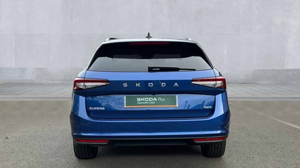 Used Skoda Superb 2025 for sale - 76672599: Photo 11