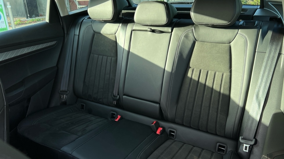 Used Skoda Karoq 2024 for sale - 76487285: Photo 15
