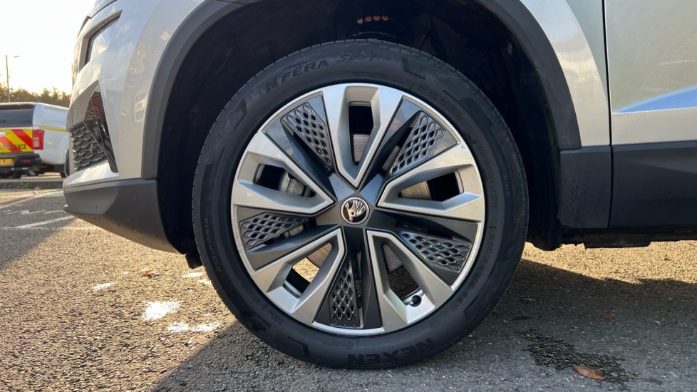 Used Skoda Karoq 2024 for sale - 76487285: Photo 19