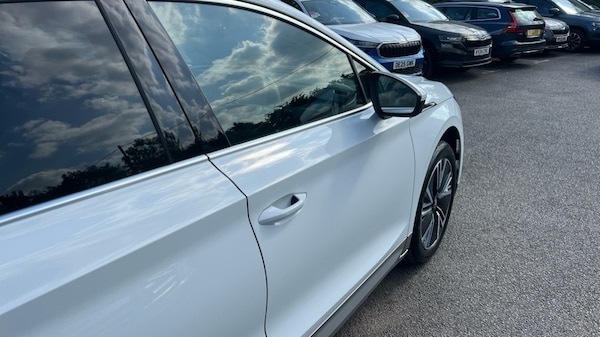 Used Skoda Enyaq 2025 for sale - 75439096: Photo 30
