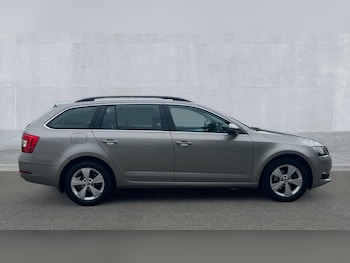 Used Skoda Octavia 2019 for sale - 75439127: Photo