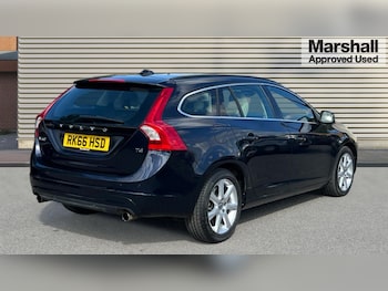 Used Volvo V60 2016 for sale - 75554372: Photo