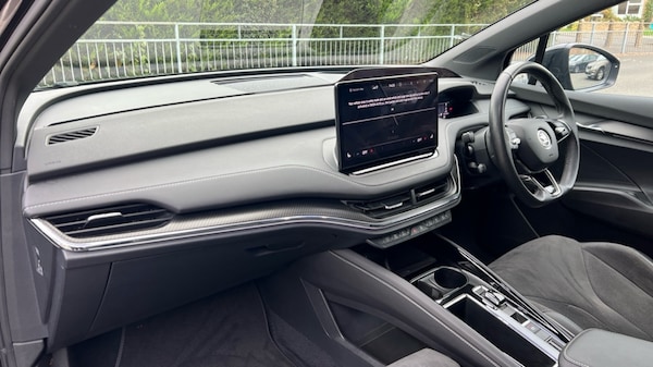 Used Skoda Enyaq 2021 for sale - 76265472: Photo 2