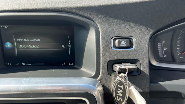 Used Volvo V60 2016 for sale - 76161533: Photo 23