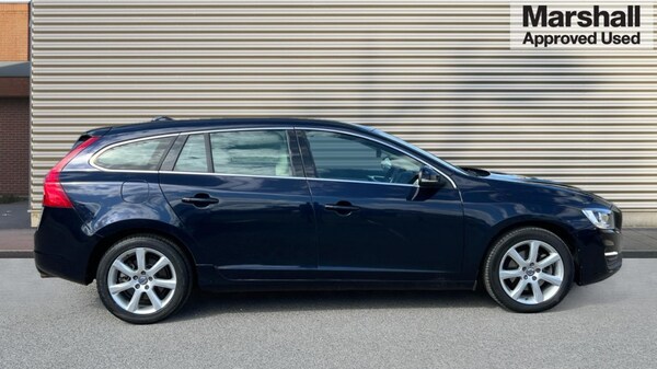 Used Volvo V60 2016 for sale - 76161533: Photo 2