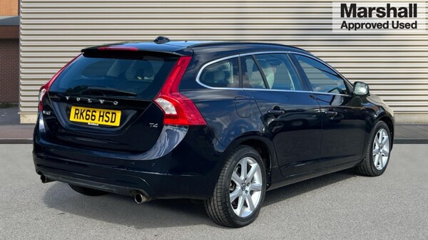 Used Volvo V60 2016 for sale - 76161533: Photo 3
