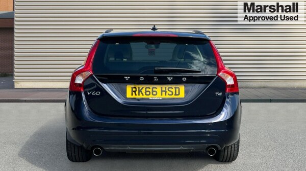 Used Volvo V60 2016 for sale - 76161533: Photo 4