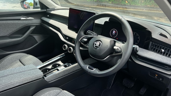 Used Skoda Superb 2024 for sale - 75439162: Photo 6