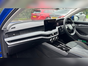 Used Skoda Superb 2025 for sale - 76888645: Photo