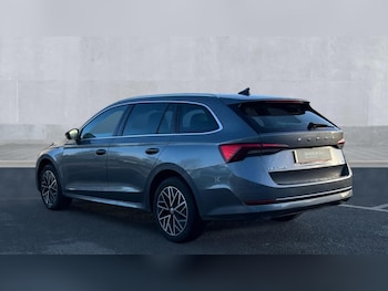 Used Skoda Octavia 2023 for sale - 76954345: Photo