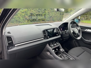 Used Skoda Karoq 2025 for sale - 76168757: Photo 2