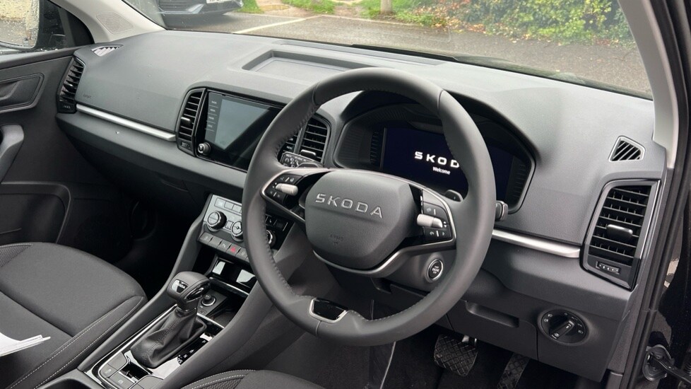 Used Skoda Karoq 2025 for sale - 76168757: Photo 6